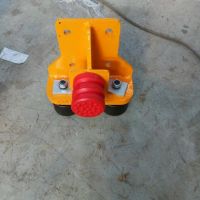 實拍！河南華研免焊接型歐式單梁200輪矩形方管梁頭用防脫軌
