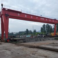 湖北省當(dāng)陽(yáng)市雙梁門式起重機(jī)各種型號(hào)起重機(jī)，行吊廠家直銷