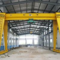 成都都江堰雙梁門式起重機(jī)，行車訂做